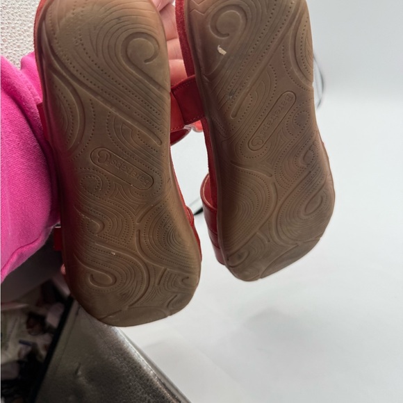 Baretraps Janus Women’s Red Leather Sandals Sz 9.5M - Picture 5 of 5